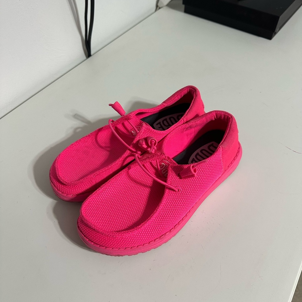 HeyDude Women's Pink Casual Shoes